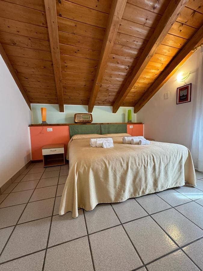 Foto 2 von 37: Double or Twin Room