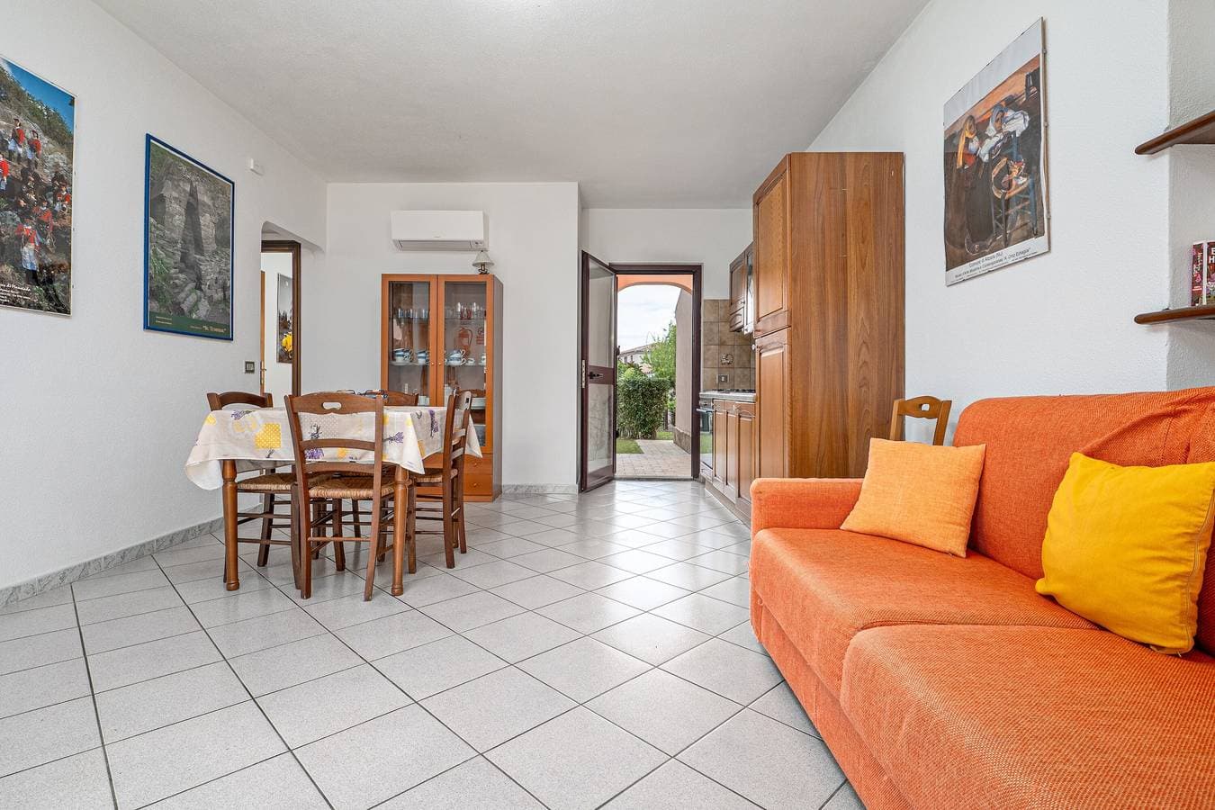 Foto 7 von 27: Apartment 'Sardegnadream 6' mit privater Terrasse, WLAN und Klimaanlage