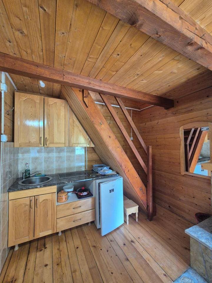 Foto 9 von 29: One-Bedroom Apartment with Balcony and Mountain View