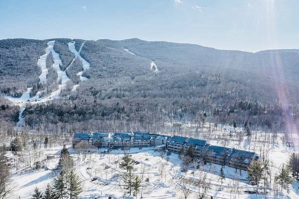 Foto 12 von 19: Loon Mtn Loft w/Pool, Jacuzzi Access, Mtn Shuttle