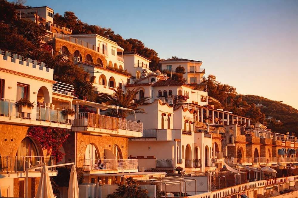Foto 12 von 23: Enchanting panoramic Suite a few steps from the sea in the Sorrento Peninsula