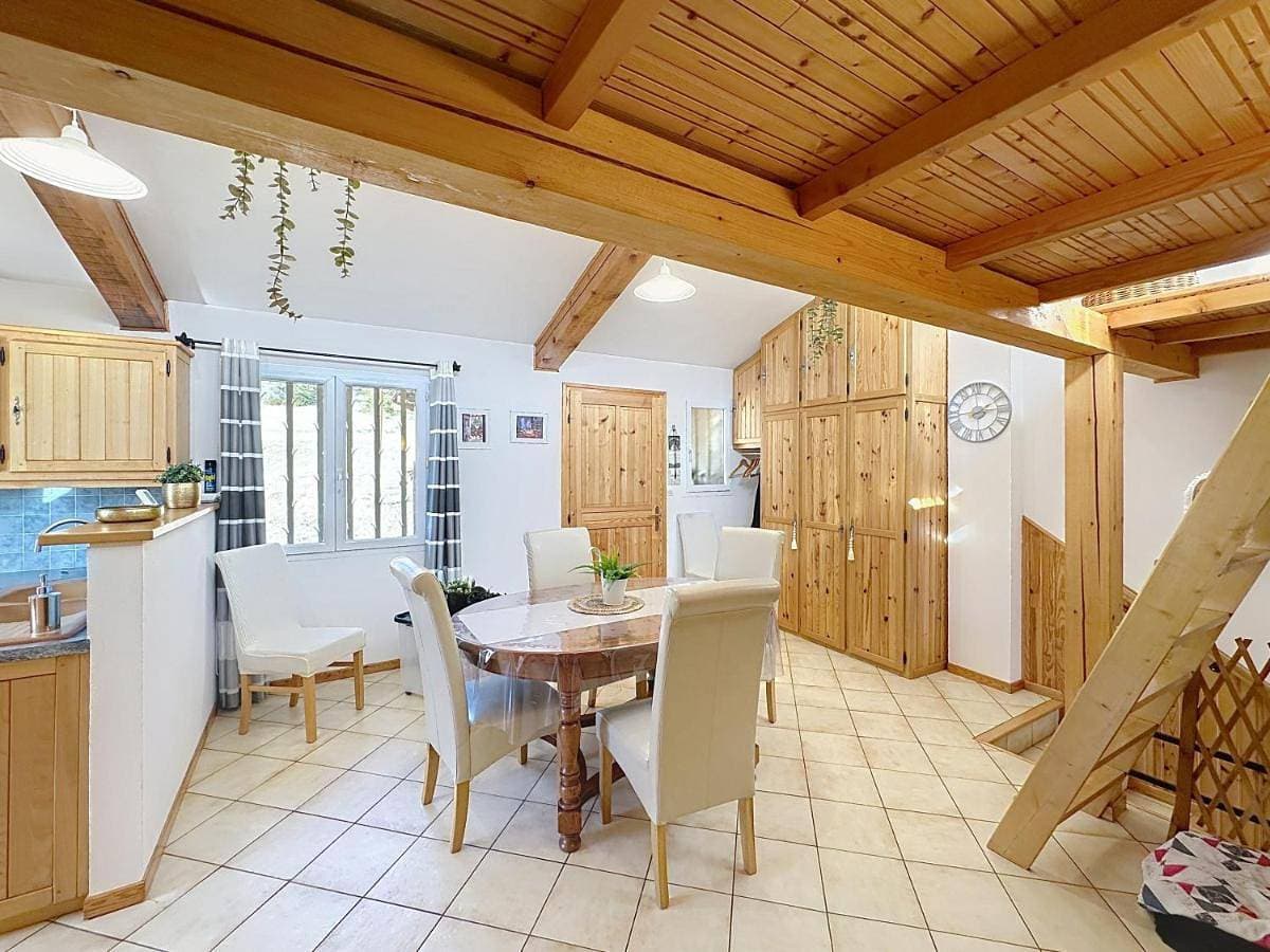 Foto 5 von 41: Three-Bedroom Holiday Home