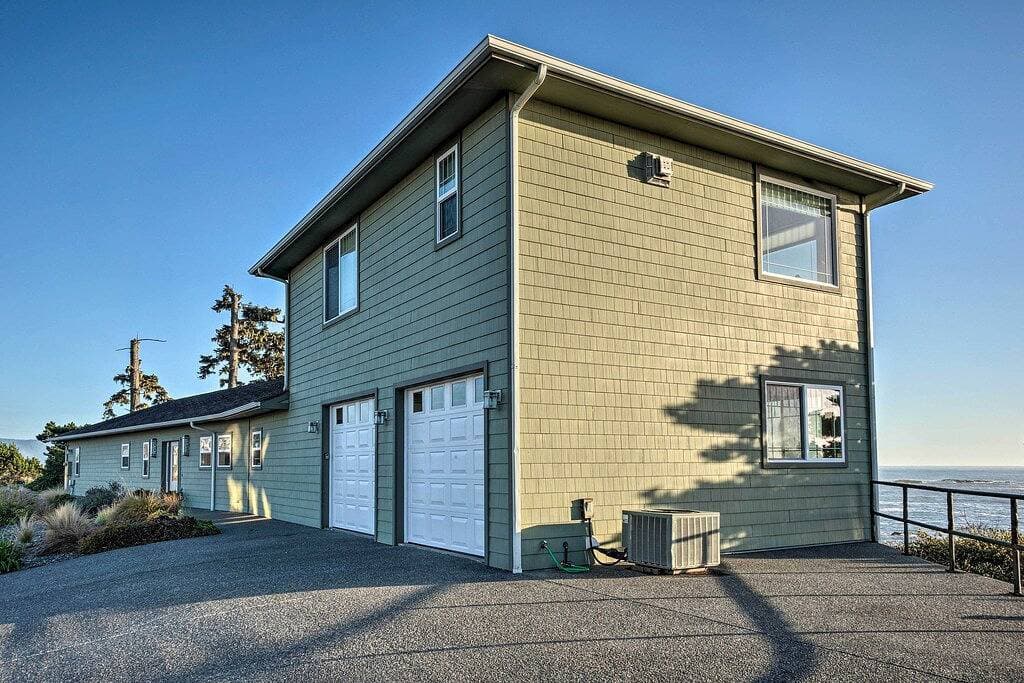Foto 5 von 31: Crescent City Getaway w/ Panoramic Ocean Views!
