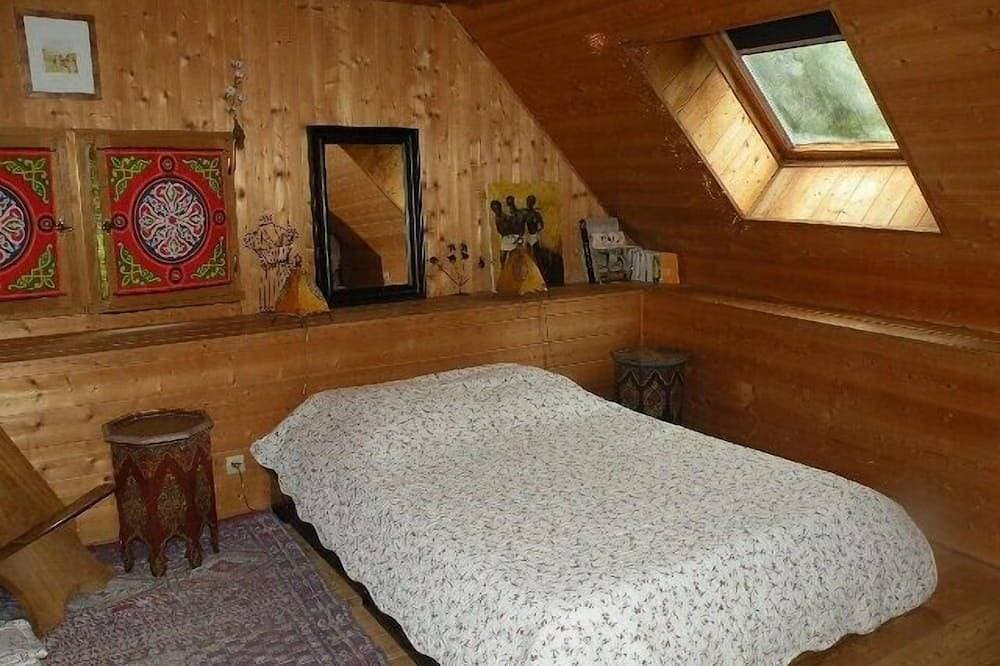 Foto 3 von 26: Alte Scheune mit Geschmack renoviert ohne Gegenüber, großes Terrain und Pool
