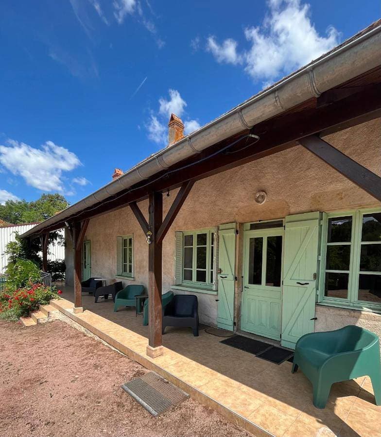 Foto 4 von 28: Three-Bedroom House