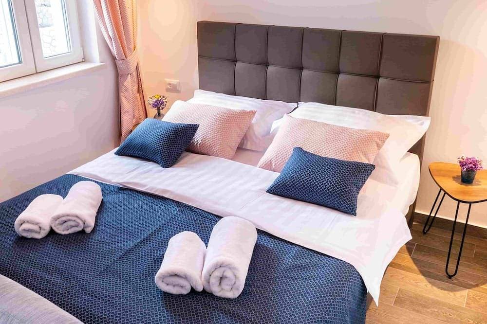 Foto 2 von 13: Touch of Infinity Top Floor - studio apartment with sea view