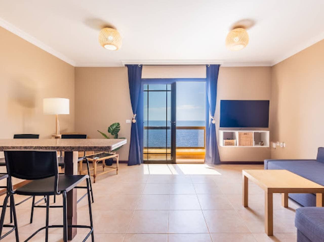 Foto 2 von 30: Ferienhaus 'Costa Fortuna' mit Meerblick, privater Terrasse und WLAN