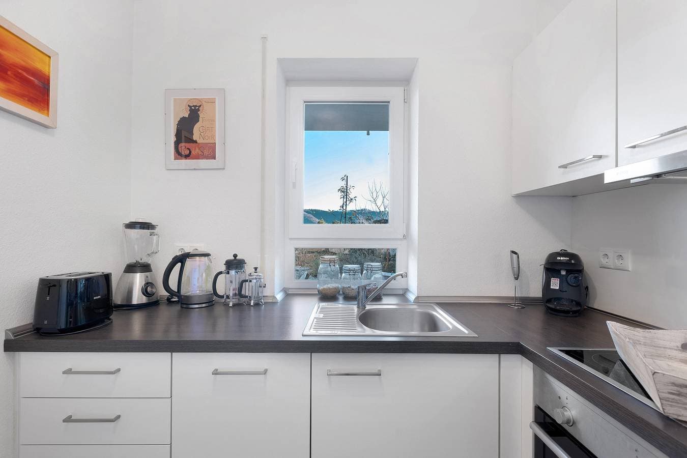 Foto 13 von 24: Apartment 'Im Laubgarten' mit Seeblick, privater Terrasse und WLAN