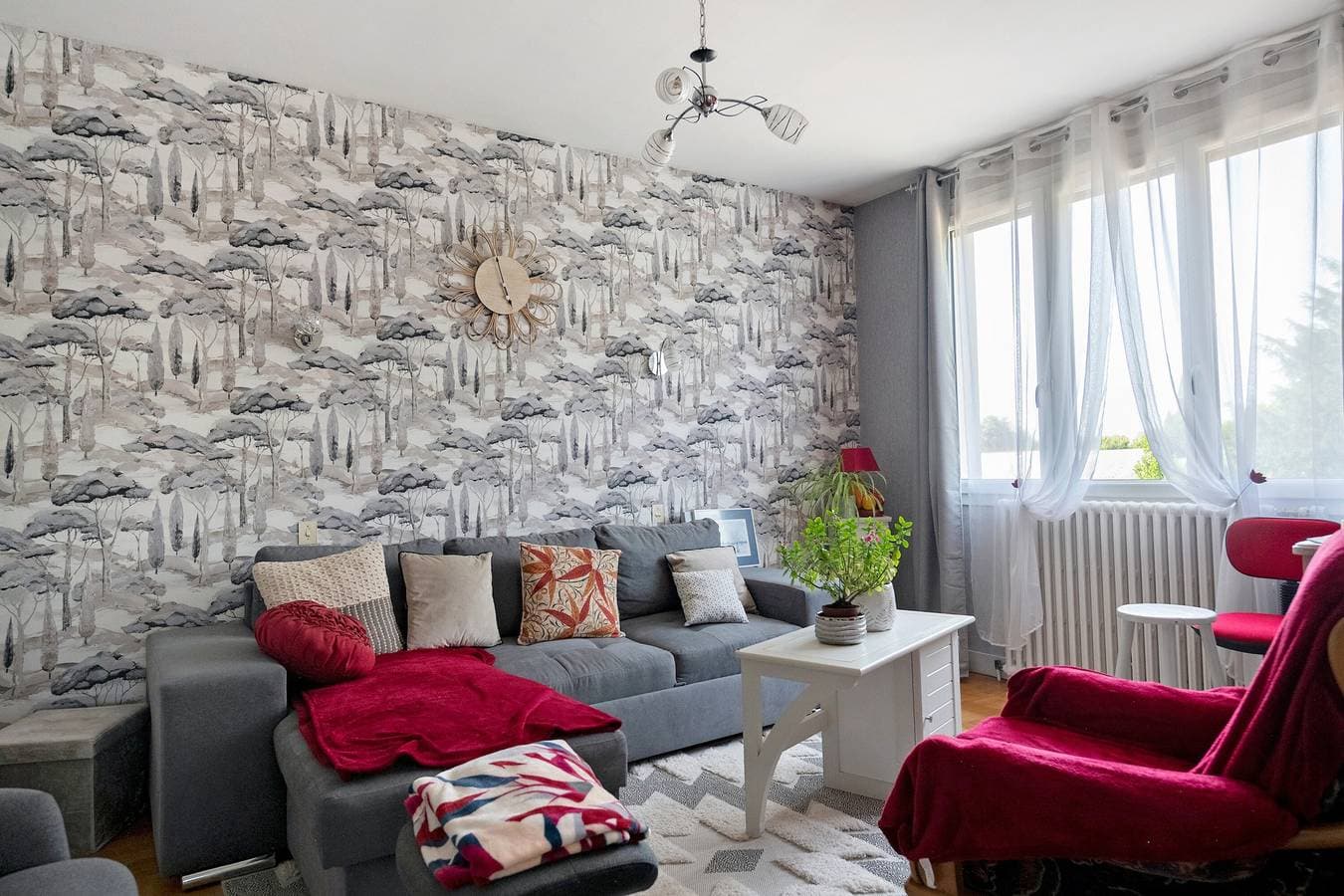 Foto 13 von 26: Gästezimmer „Les Camélias“ mit Gemeinschaftsterrasse und privatem Garten