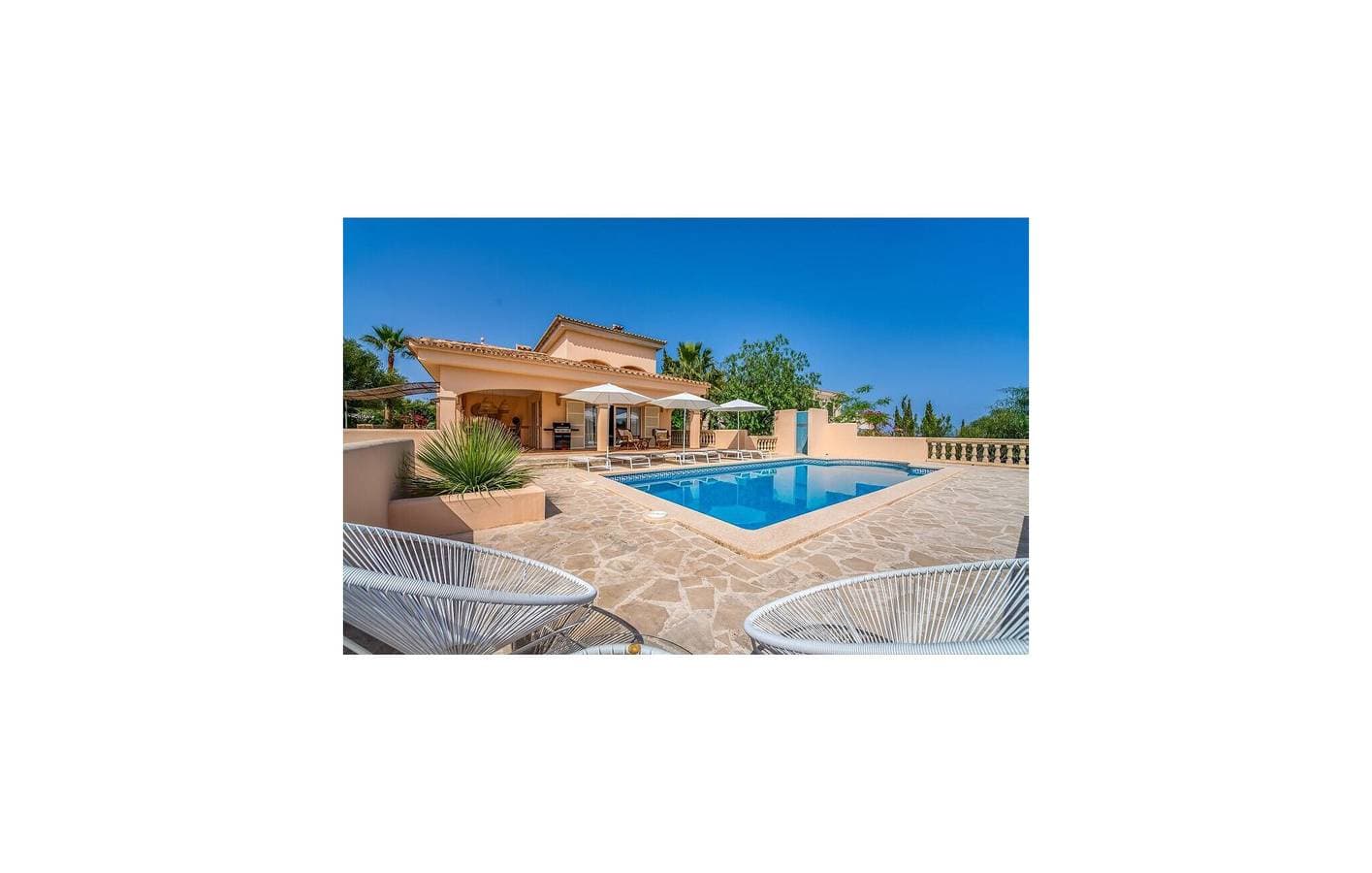 Foto 4 von 37: Rückzugsort mit Meerblick, Pool, Terrasse und Grill