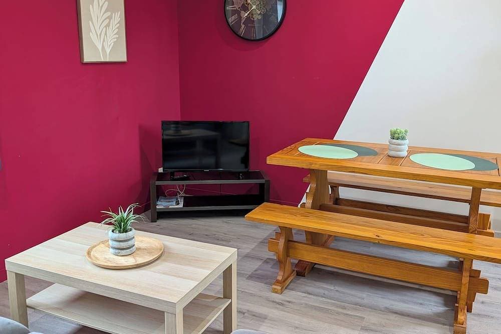 Foto 4 von 21: Comfortable individual lodgings in a natural setting.