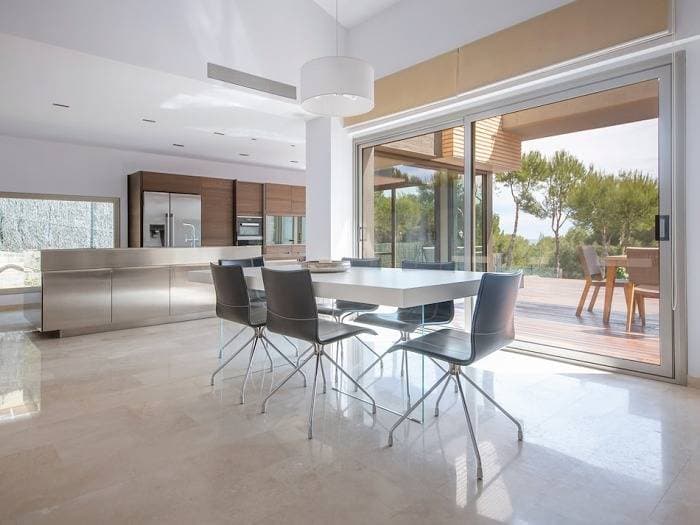Foto 6 von 46: Ferienwohnung für 10 Personen mit Terrasse