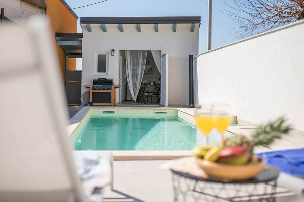 Hause Villa Caterina mit Schwimmbad 1