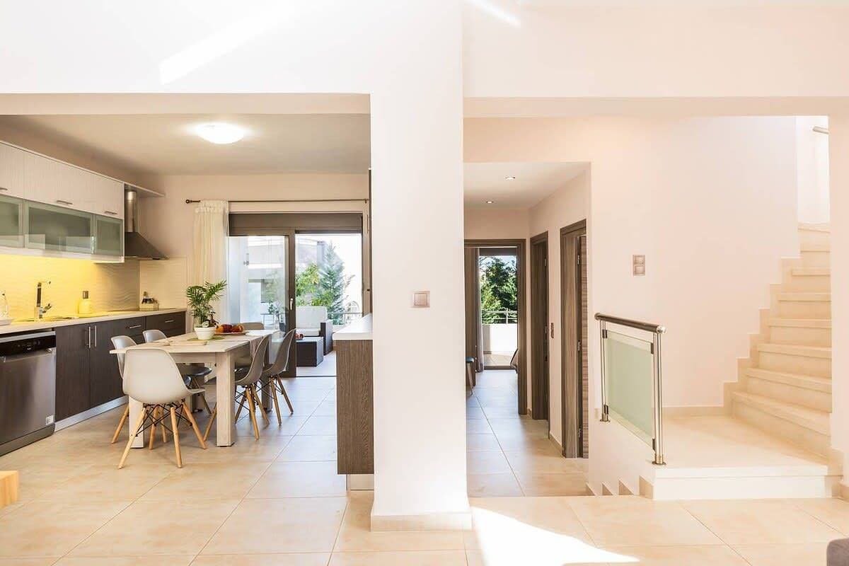 Foto 8 von 46: Villa für 8 Personen mit Garten