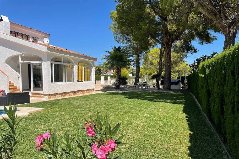 Foto 8 von 20: Pretty villa with swimming pool near the sea (200m)