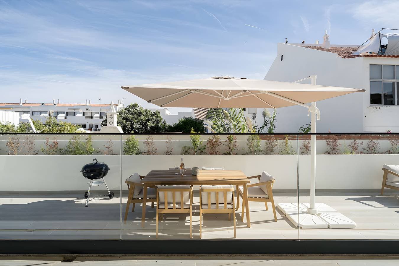 Foto 2 von 30: Geräumige 2-Zimmer-Wohnung mit luxuriöser Terrasse, 2 Minuten zum Strand