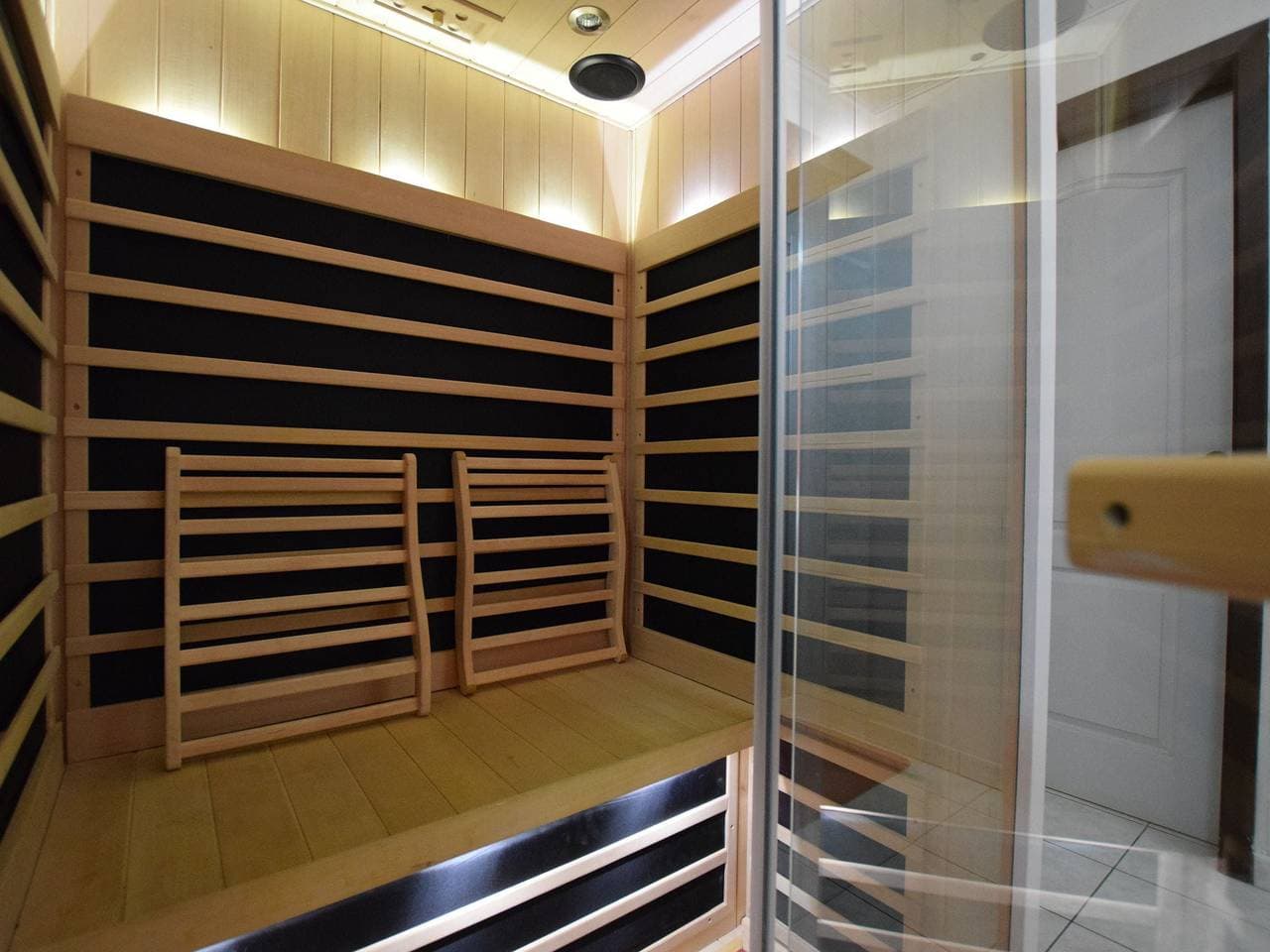 Foto 11 von 80: Familienvilla mit Sauna