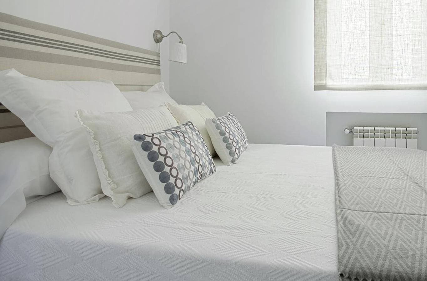 Foto 13 von 16: Exclusive 3Bd Apartment near Reina Sofia Museum. Reina Sofia II