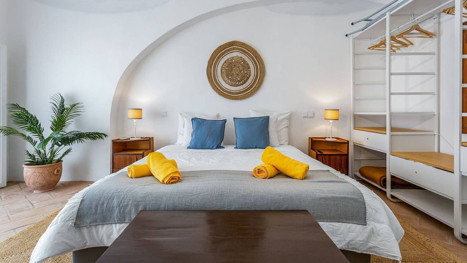 Foto 10 von 31: Ferienhaus für 4 Personen mit Pool