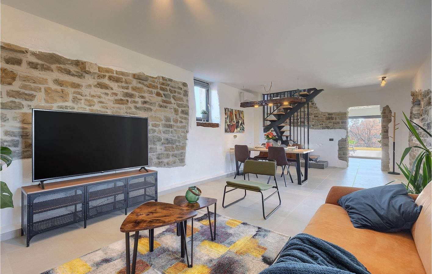 Foto 6 von 61: Modernes 1-Zimmer-Apartment mit Pool und WLAN, 500 m vom Restaurant „Atelier“ entfernt