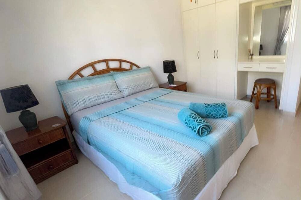 Foto 3 von 30: Erdgeschosswohnung mit Pool, A / C, TV, Dvd, WIFI, Patio und privatem Parkplatz
