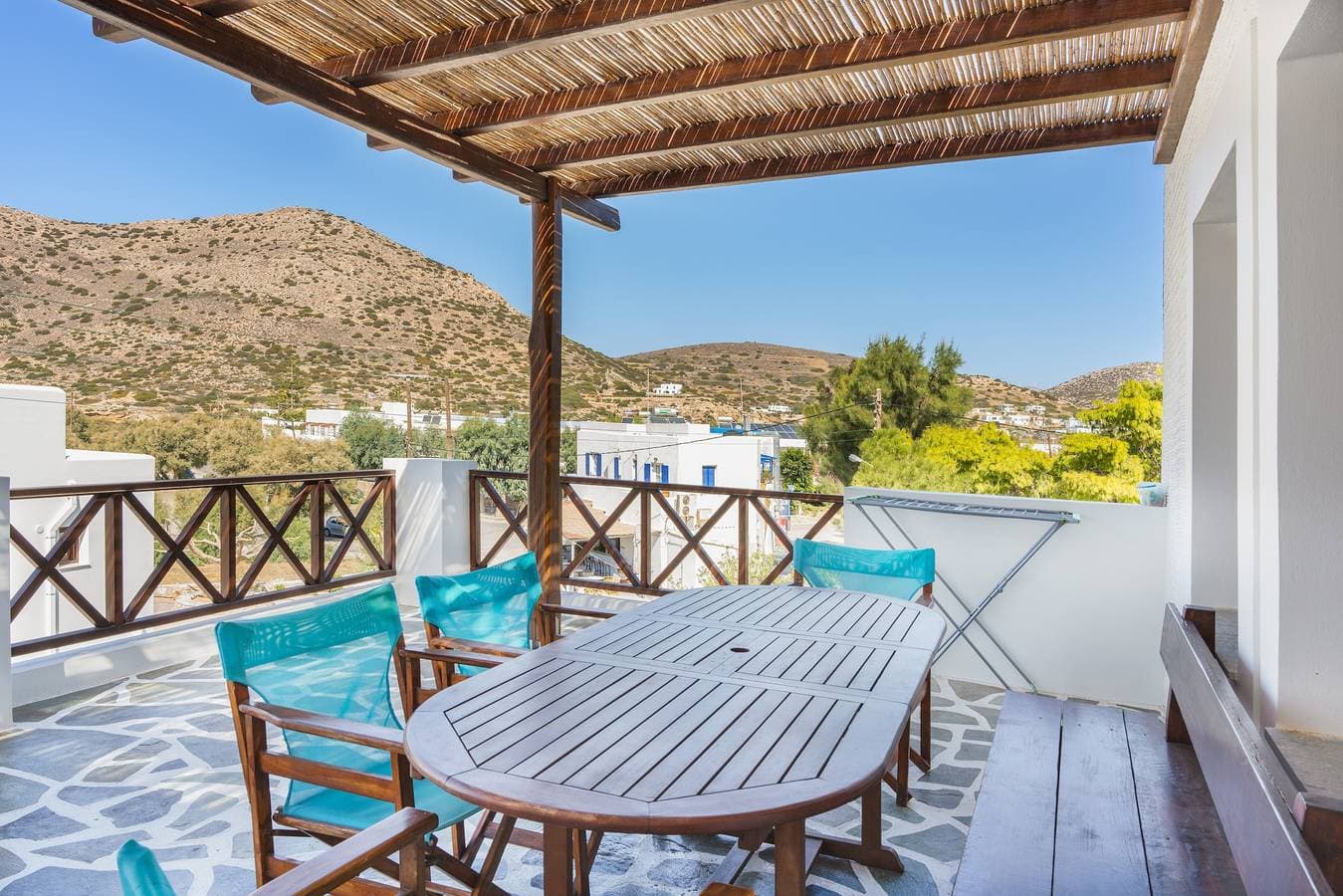 Foto 4 von 32: Ferienwohnung 'Dendrinos House' mit Meerblick, WLAN und Klimaanlage