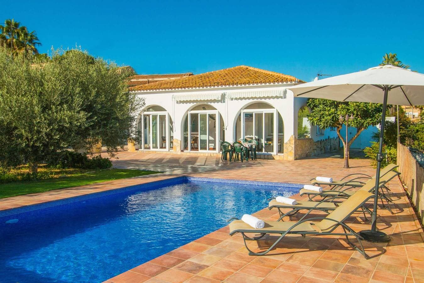 Villa Garlanda - PlusHolidays 1
