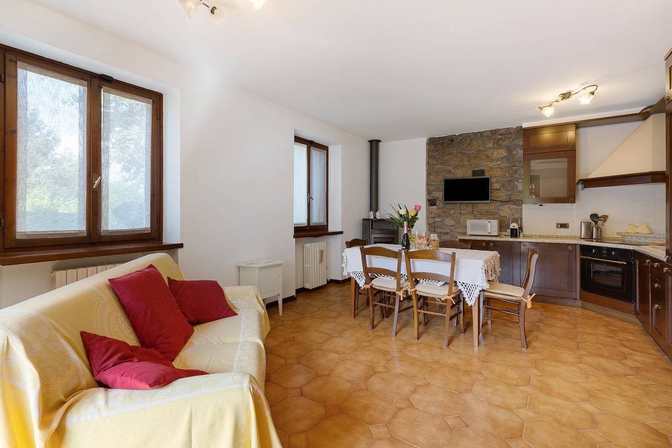 Foto 5 von 31: Ferienhaus 'Villetta Singola' mit Seeblick, privater Terrasse und Wi-Fi