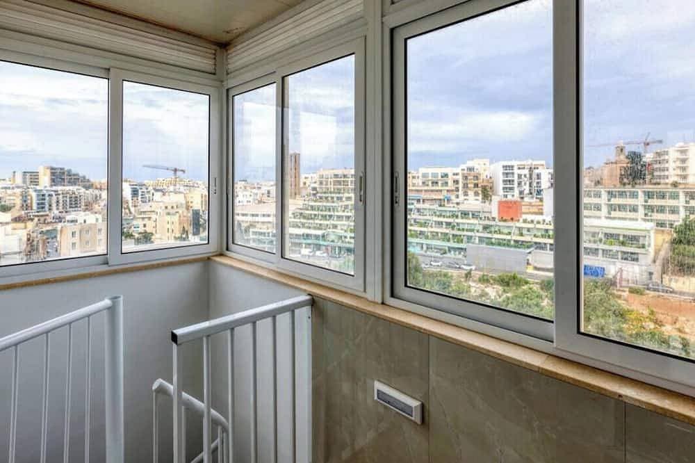 Foto 13 von 21: Duplex penthouse in St. Julian`s with Views & BBQ