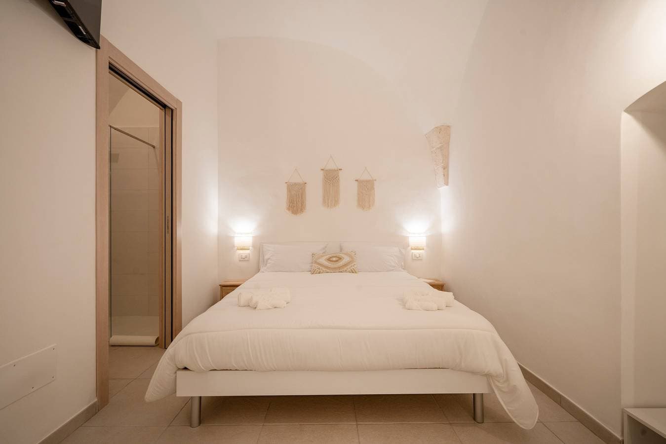 Foto 5 von 29: Zimmer 'Ambra' mit Balkon