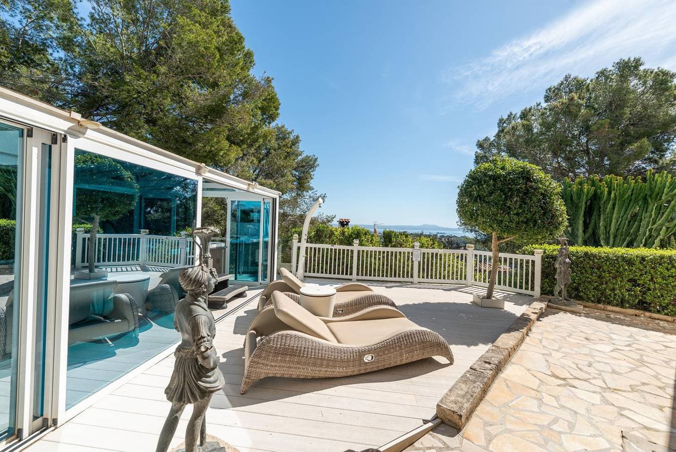 Foto 4 von 59: Villa Meerblick - Luxusvilla in Portals Nous - W-Lan gratis