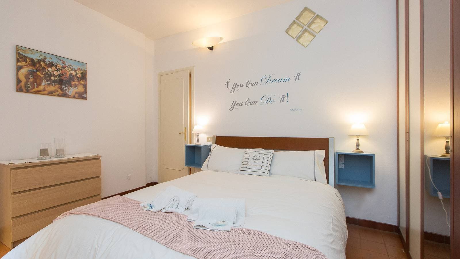 Foto 12 von 28: Ferienwohnung für 4 Personen mit Balkon/Terrasse