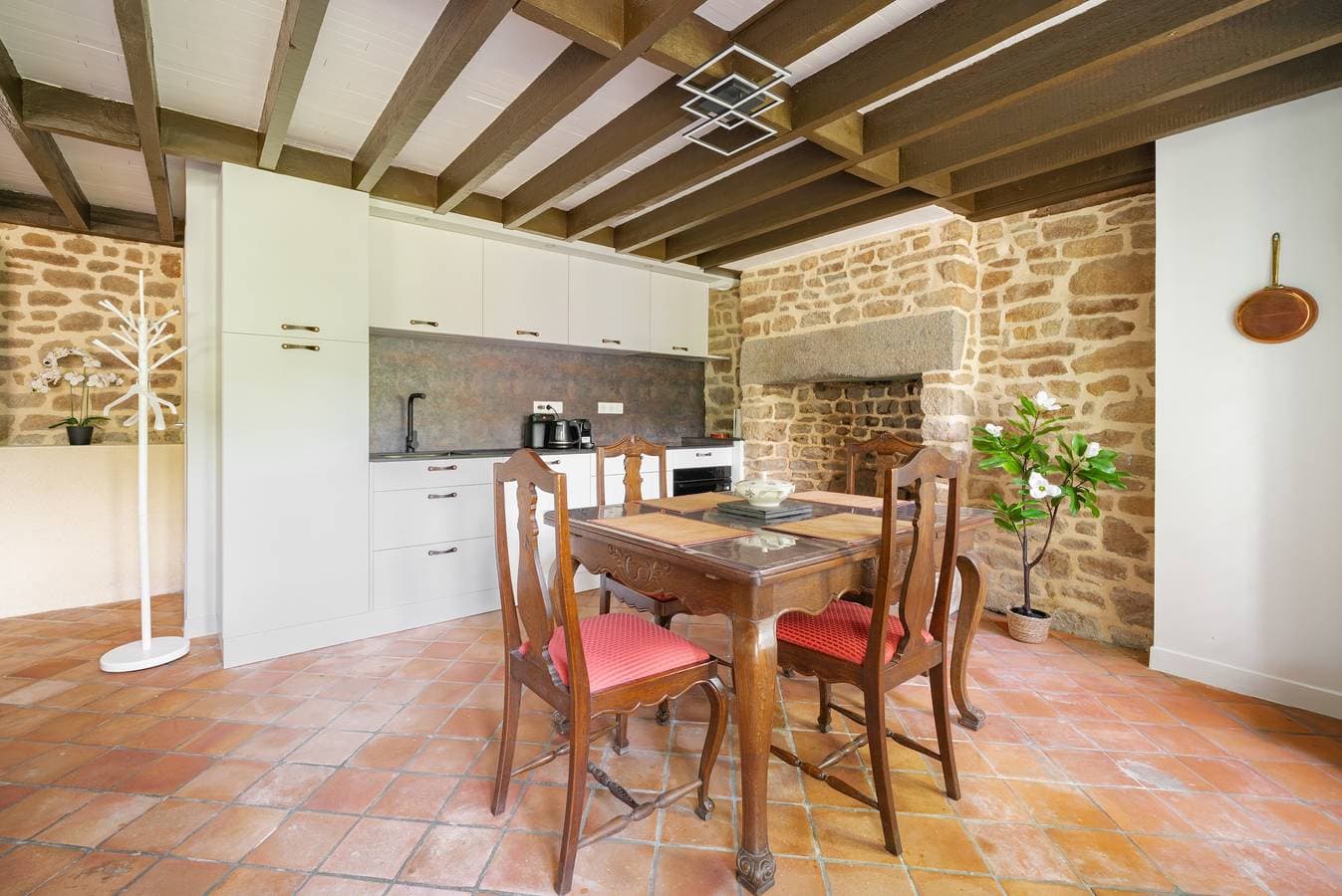 Foto 3 von 15: Ferienhaus für 8 Personen mit Terrasse