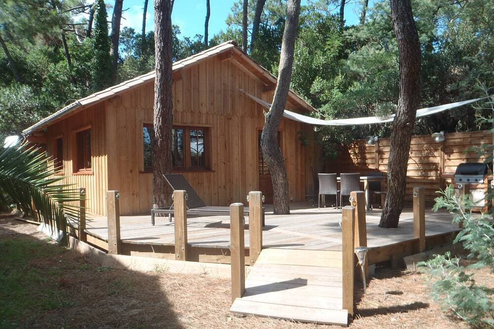Cabane Ferret Capienne, 5-minute walk from the lake or ocean 1