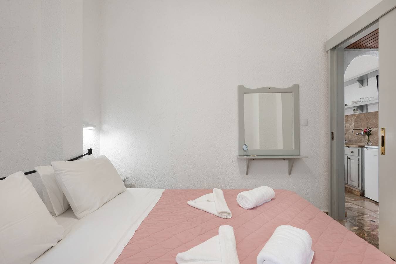 Foto 12 von 28: Ferienwohnung in einem Hotel 'mit Gartenblick-Creta' mit Bergblick, WLAN und Klimaanlage