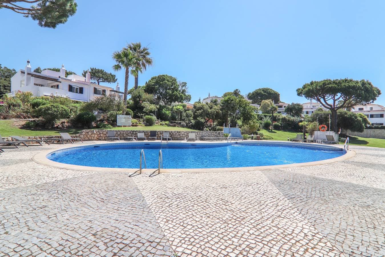 Villa Karon 1