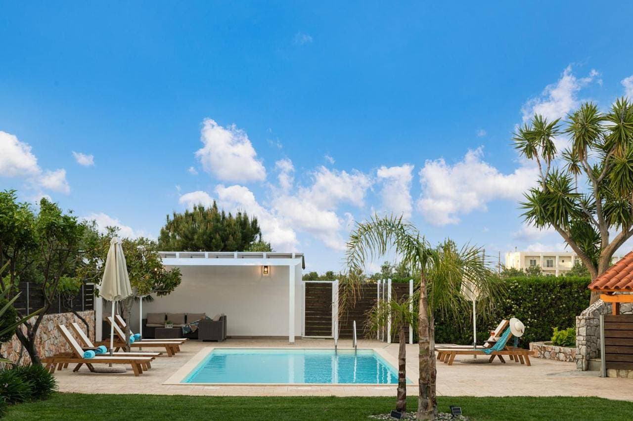 Foto 4 von 5: Villa with Private Pool
