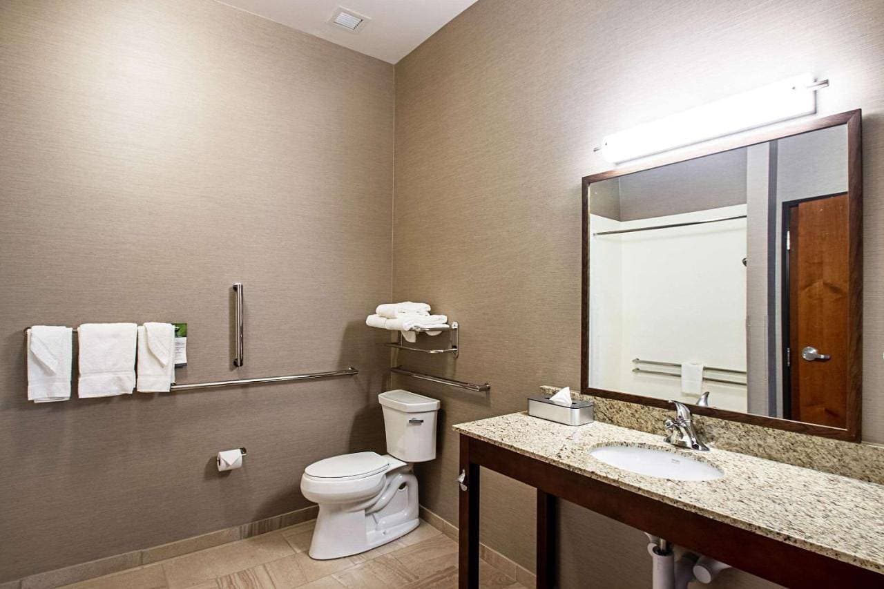 Foto 8 von 10: King Suite - Accessible/Non-Smoking