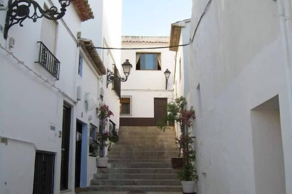 Foto 9 von 30: Direkt am Meer mit Charme Albir Apt (neben Altea, Benidorm); Wireless-Lan, Klimaanlage, Golf, Meerblick