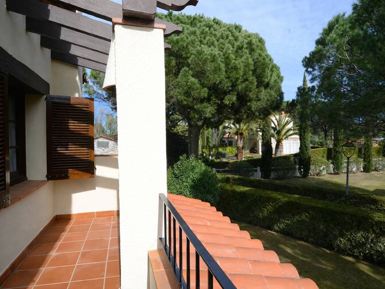 Ferienhaus in Pals mit Pool und Garten 1