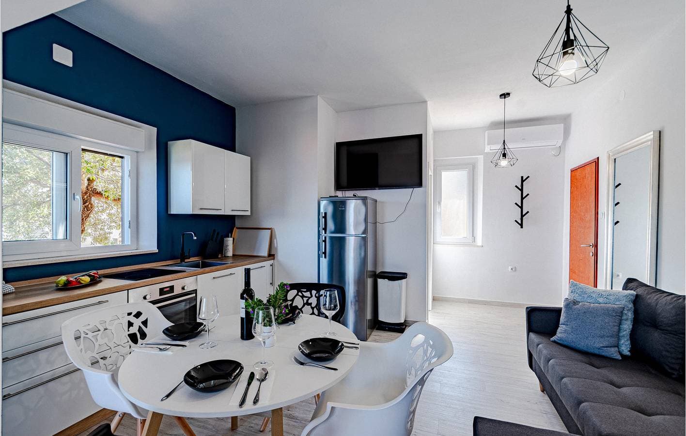 Foto 3 von 18: Wohnung am Meer mit Terrasse, Küche und WLAN – 1,5 km bis zur Küste