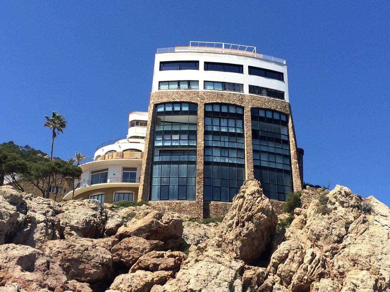 Foto 8 von 31: 2 Bedroom Apartment with sea view and terrace