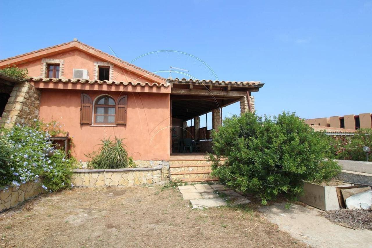 Foto 7 von 48: Three-Bedroom House