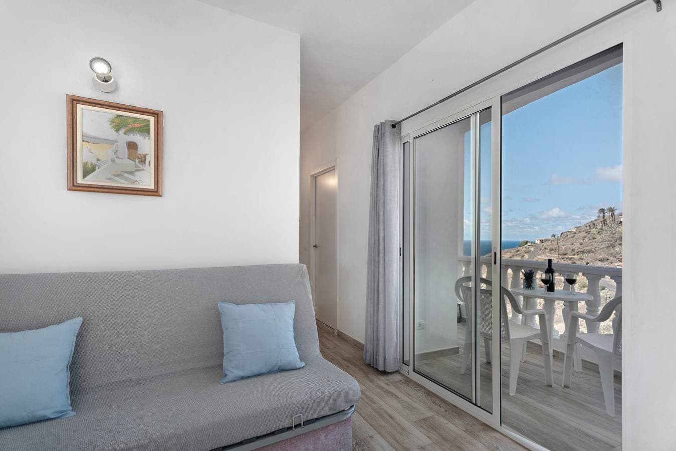Foto 4 von 29: Vv La Era II mit Meerblick, Balkon, WLAN und Klimaanlage