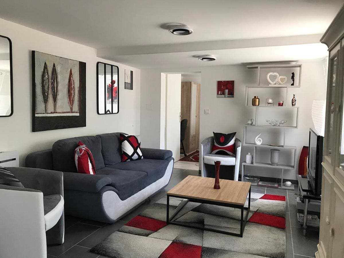 T3 cosy, grand jardin, à 200 m de parc ST Nicolas, plusieurs parkings Angers 1