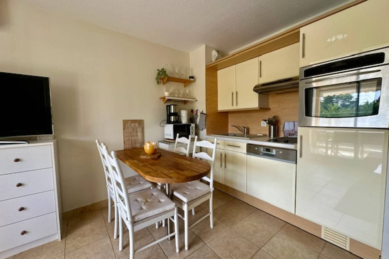 Foto 4 von 20: Ferienwohnung für 2 Personen mit Pool
