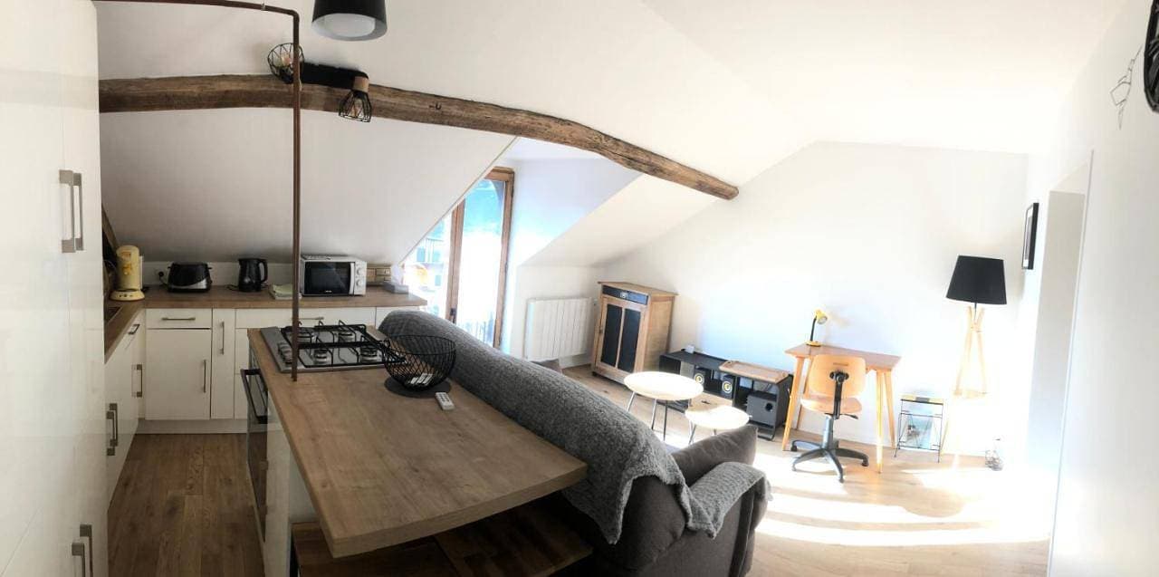 Appartement Cosy 600m Gare - étage 3 - balcon et calme - TV - wifi 1