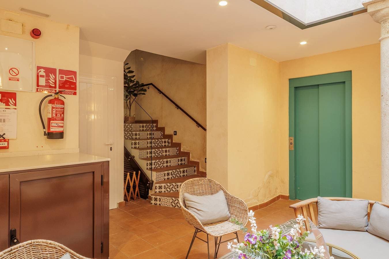 Foto 5 von 32: Apartamento Catedral: Im Zentrum von Sevilla mit Pool, Giralda und Kathedrale