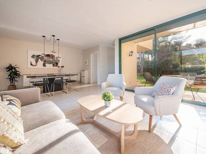 Foto 6 von 44: Ferienhaus für 8 Personen mit Balkon