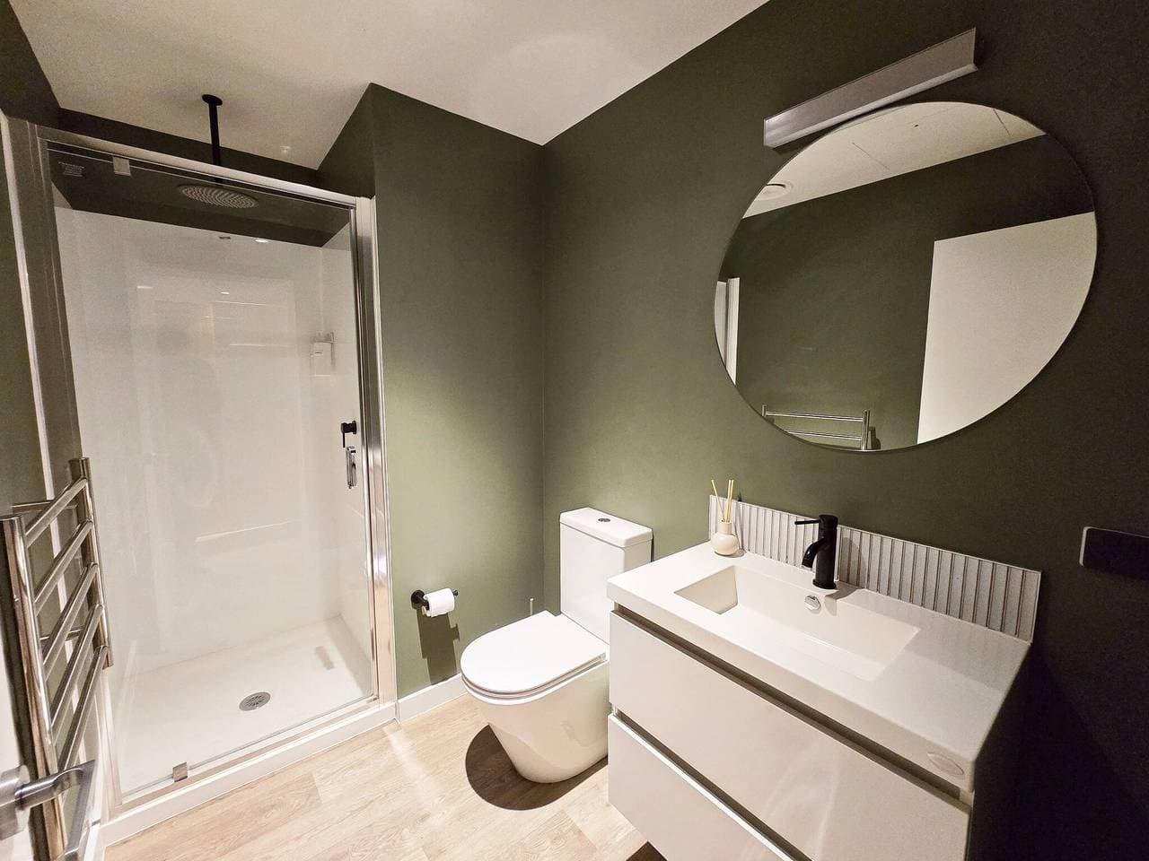 Foto 10 von 17: Modernes 2-Zimmer-Apartment im Herzen von Lower Hutt